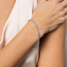 Lade das Bild in den Galerie-Viewer, bracciale tennis lineare con zirconi azzurri
